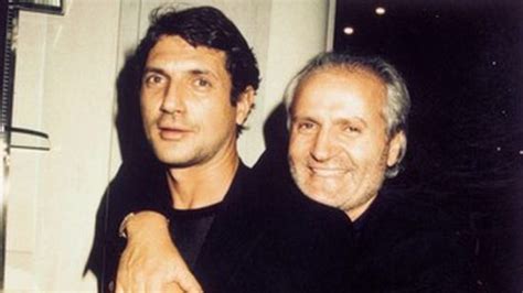 quien es el novio de versace|Fallece Antonio D'Amico, expareja de Gianni Versace .